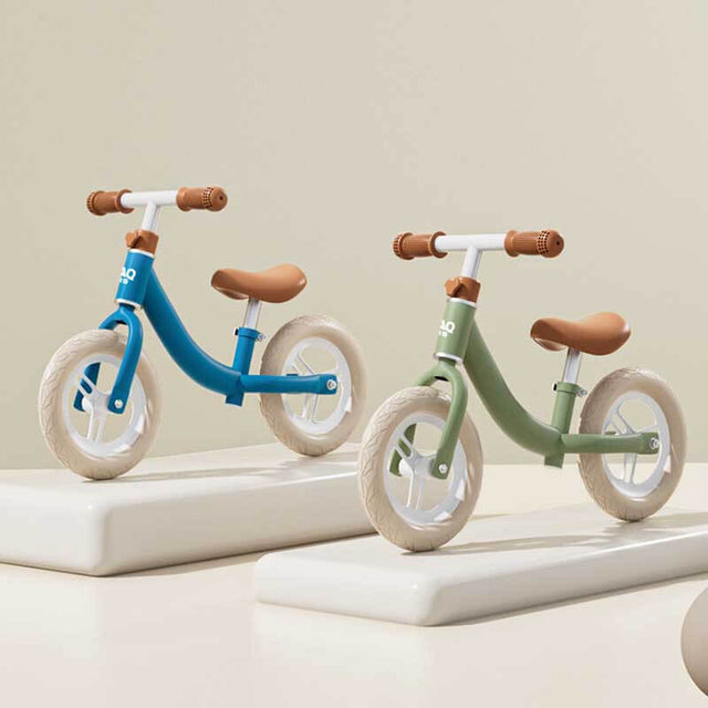 No Pedal Balance Bicycle for Kids 18 Months to 5 Years - Includes Safety Pad, Padded Seat, Mini Grips & Flat-Free Tires - Tool-Free Assembly & Adjustments | Shinymarch
