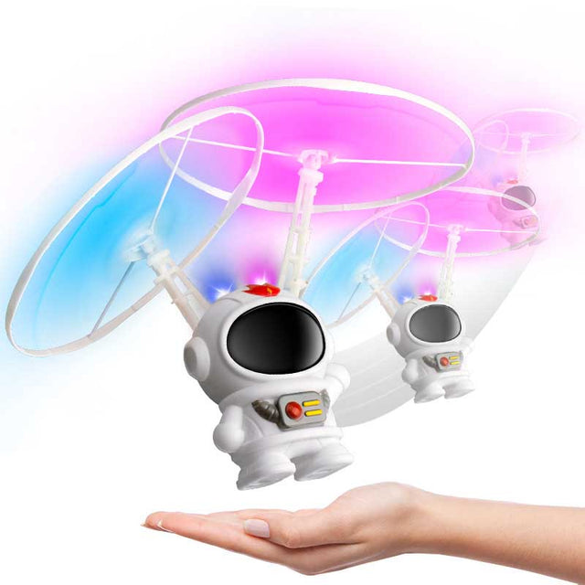Astronaut Flying Machine | Shinymarch
