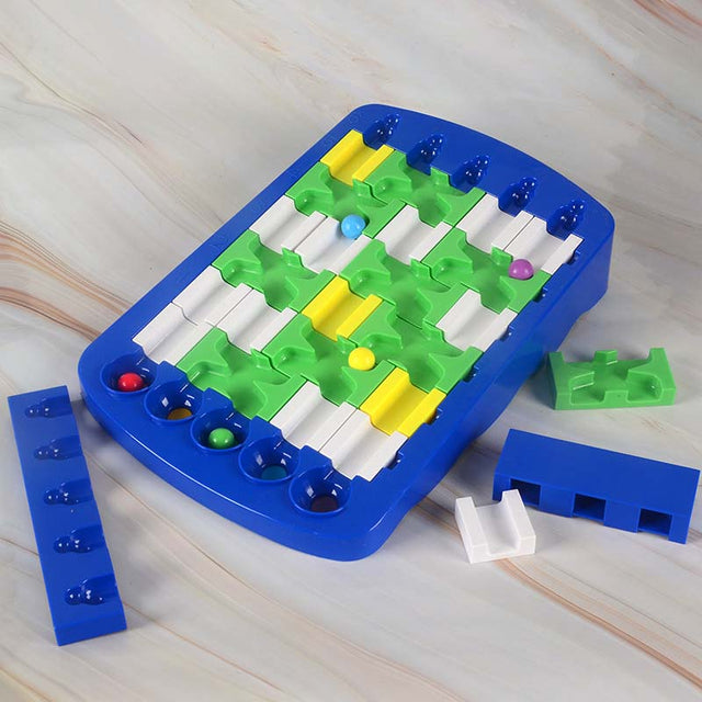 Juego de mesa de laberinto lógico